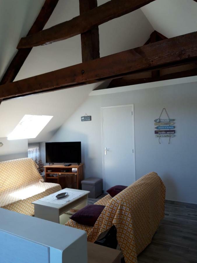 Chez Mario Apartment Saint-Pierre-Eglise Ngoại thất bức ảnh